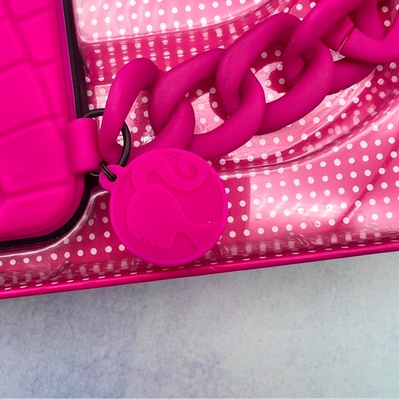 NWT 🎀 Barbie 🎀 by CASETiFY🎀 iPhone 13 Pro Max cellphone case - Picture 9 of 10